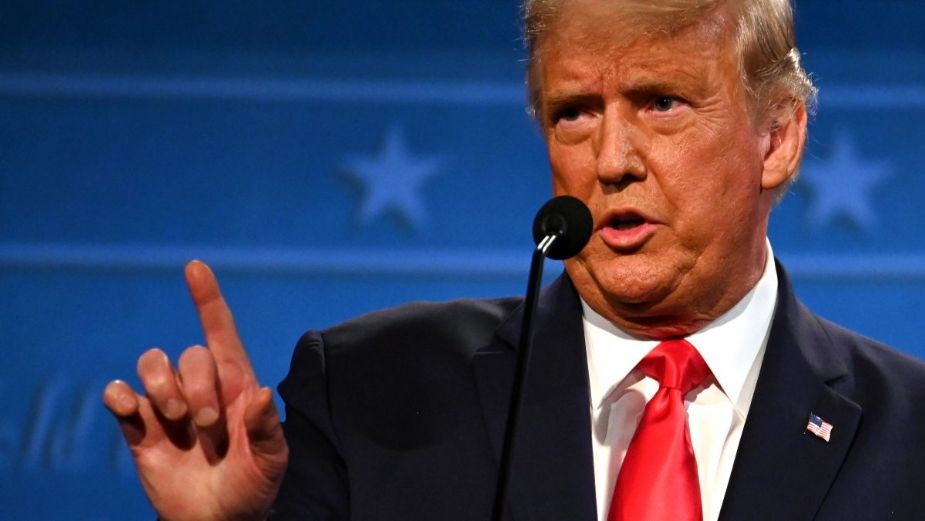 Trump se niega a firmar ley de alivio para el COVID-19 por 900 mil mdd aprobada por el Congreso